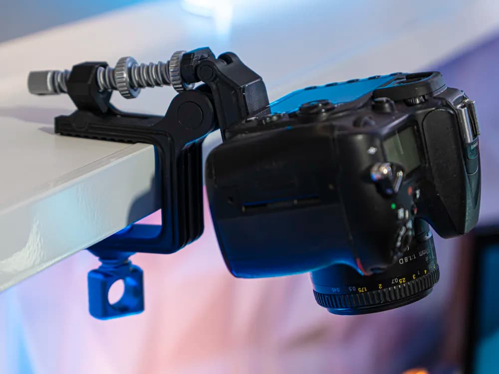 Desk Vertical Camera Mount