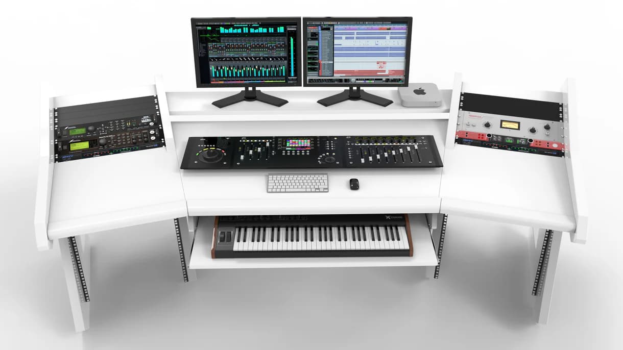 PRO LINE S Desk All white with Keyboard Pull out option