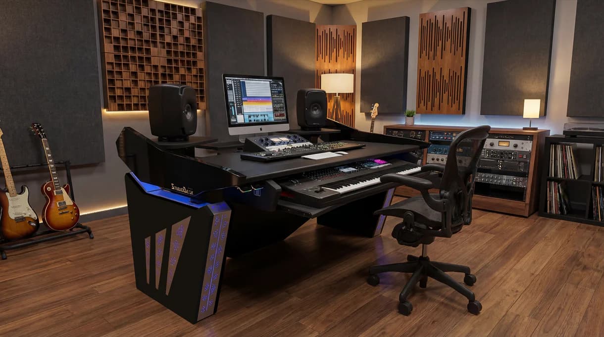 Five Command Center All Black