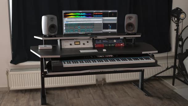 Fantom Sit and Stand Studio Workstation Bundle