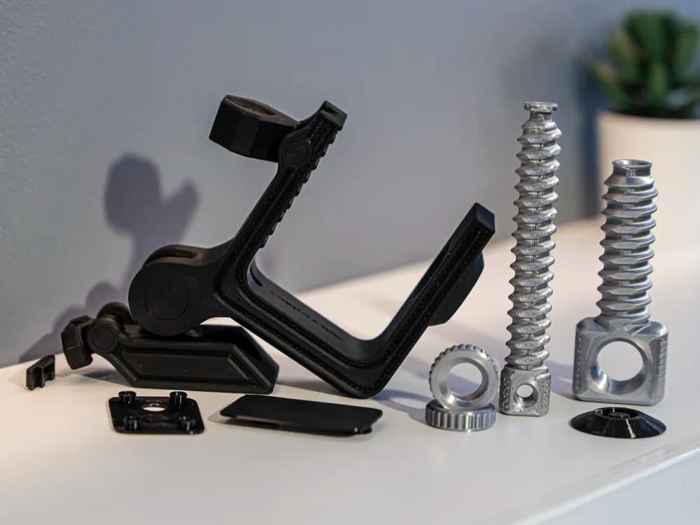 Desk Vertical Camera Mount