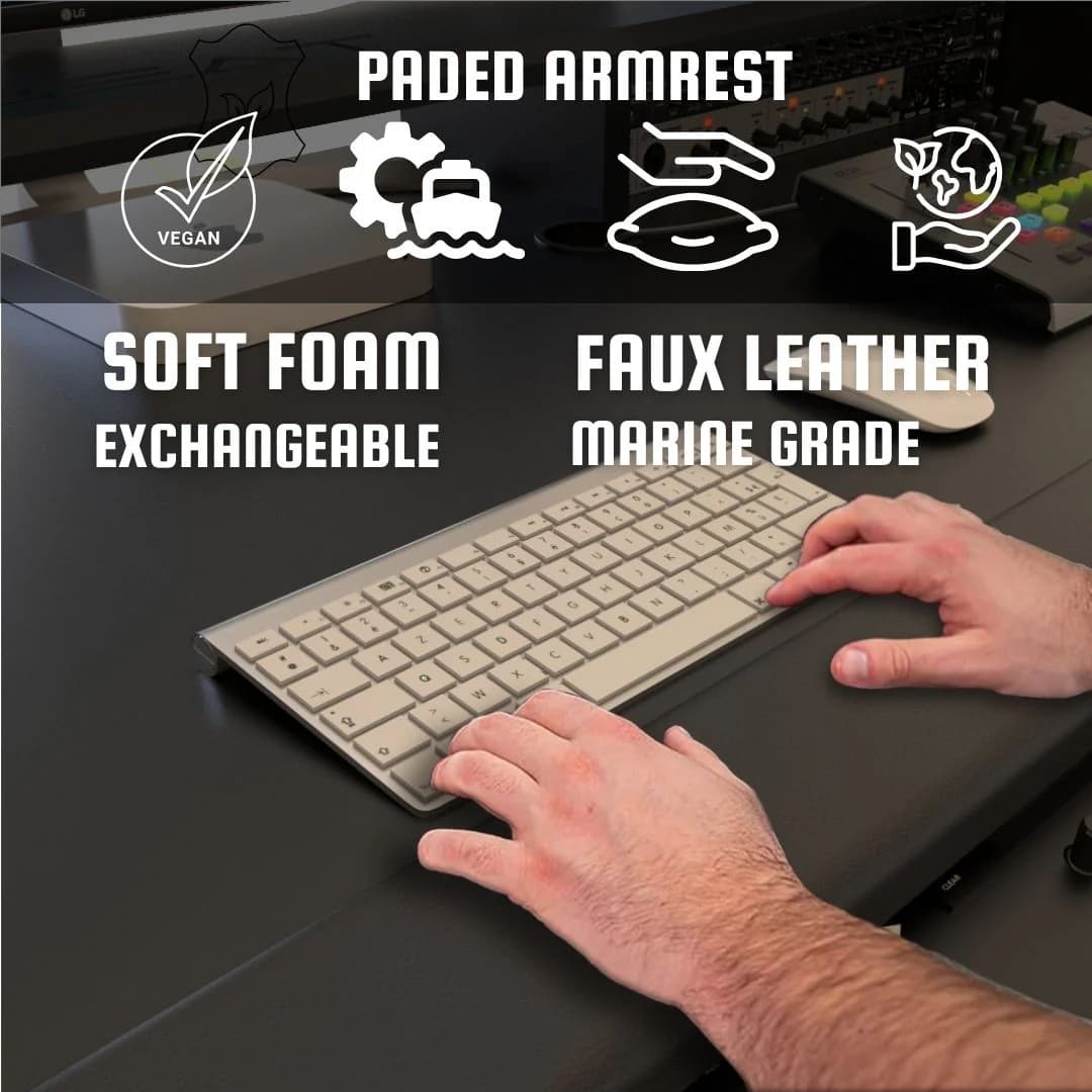 PRO LINE S Desk All white with Keyboard Pull out option