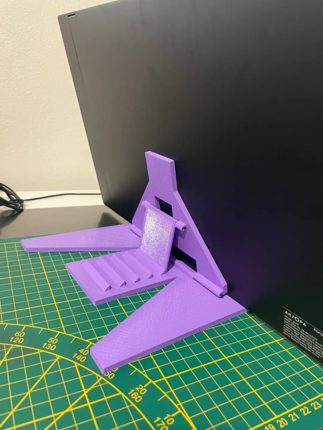 Portable monitor stand