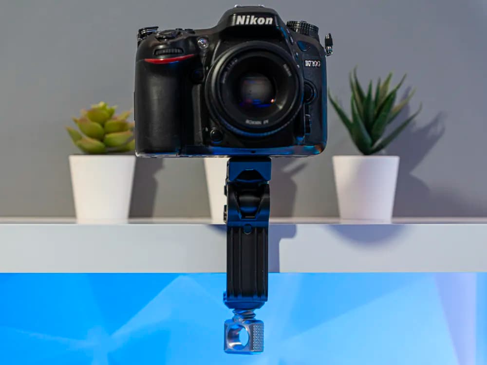Desk Vertical Camera Mount