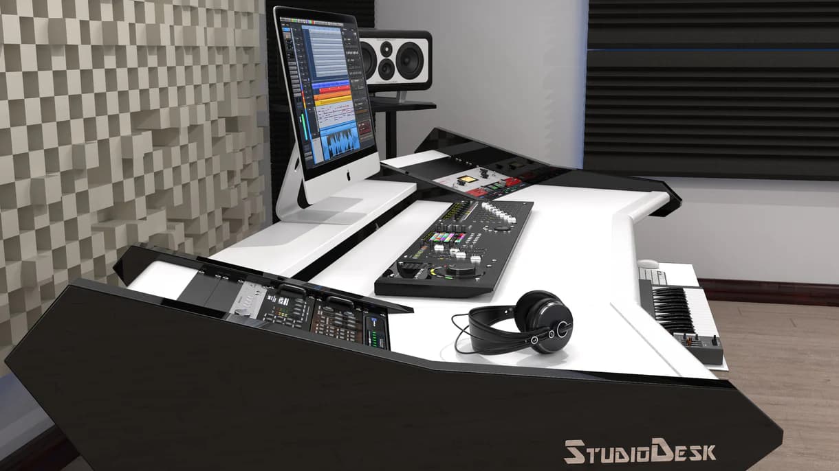 PRO LINE S Desk Black with Keyboard Pull out option