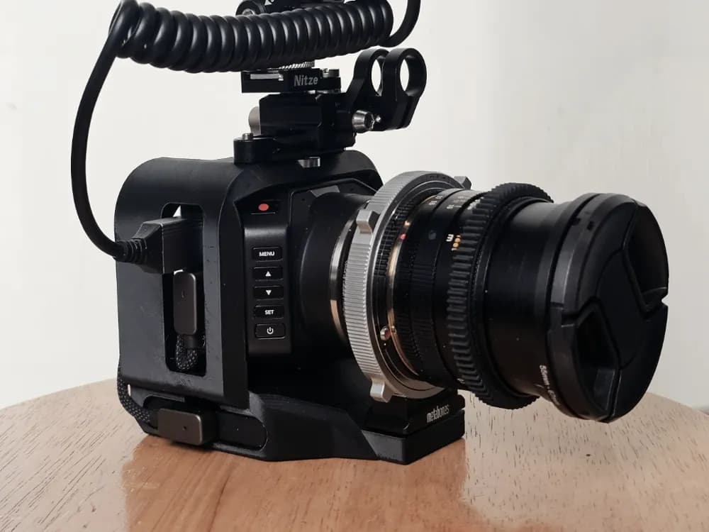 Blackmagic Micro Studio Camera 4K G2 Cage