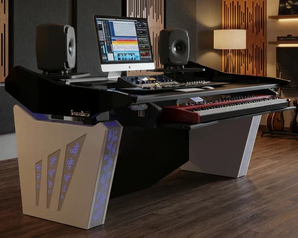 Five Command Center Black