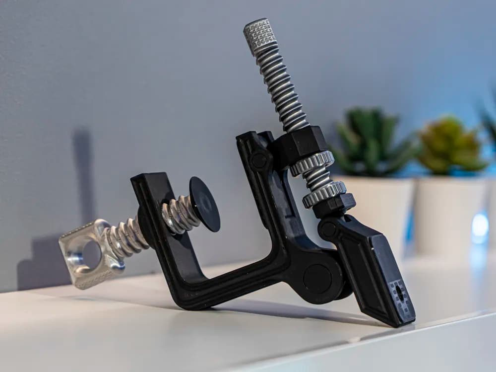Desk Vertical Camera Mount