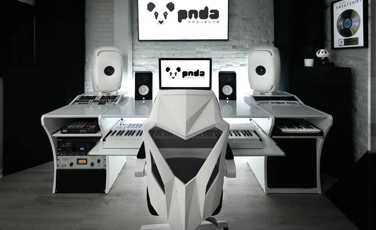 Apex Studio WorkstationApex Studio Workstation