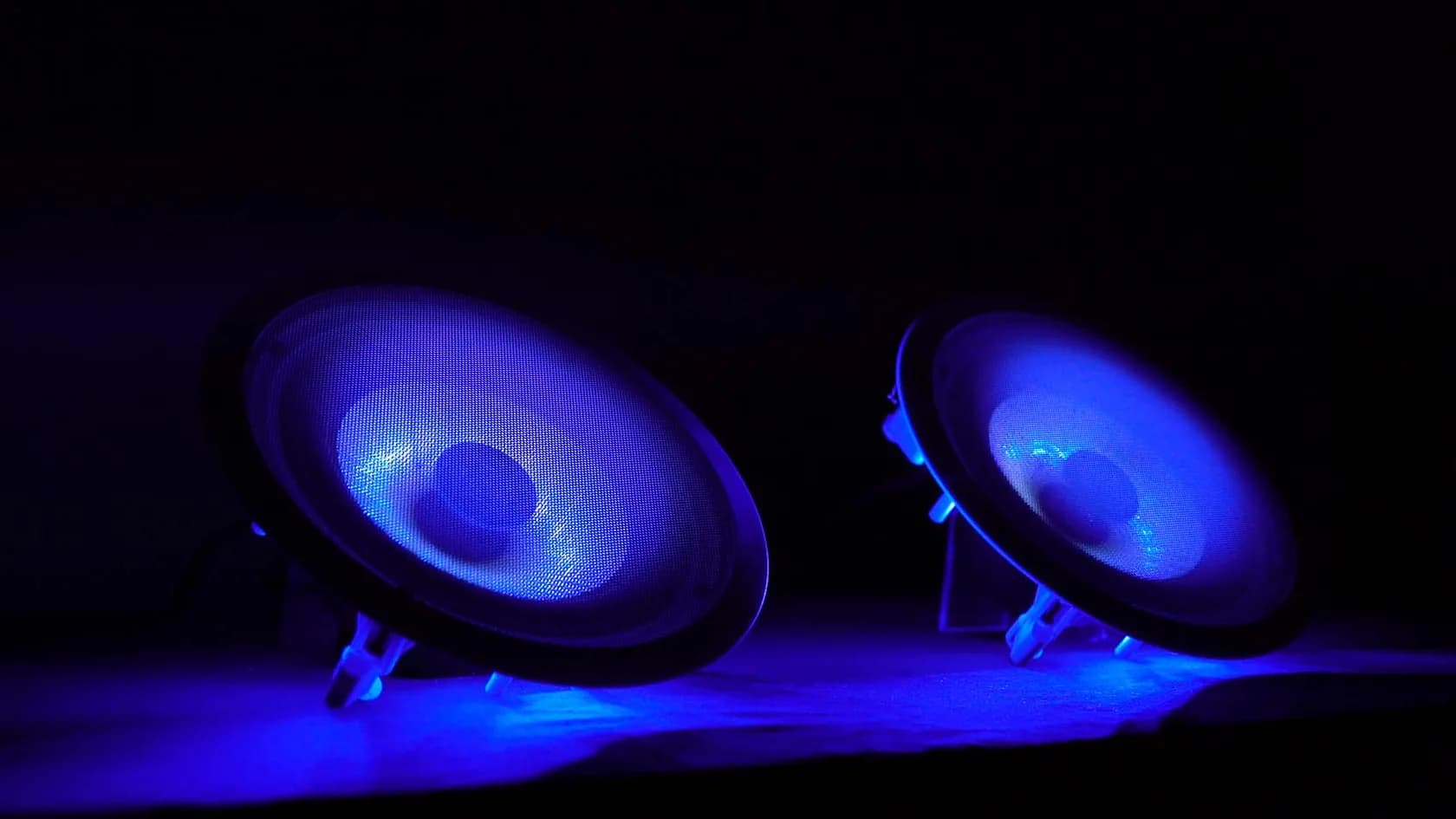 HC65B-LED