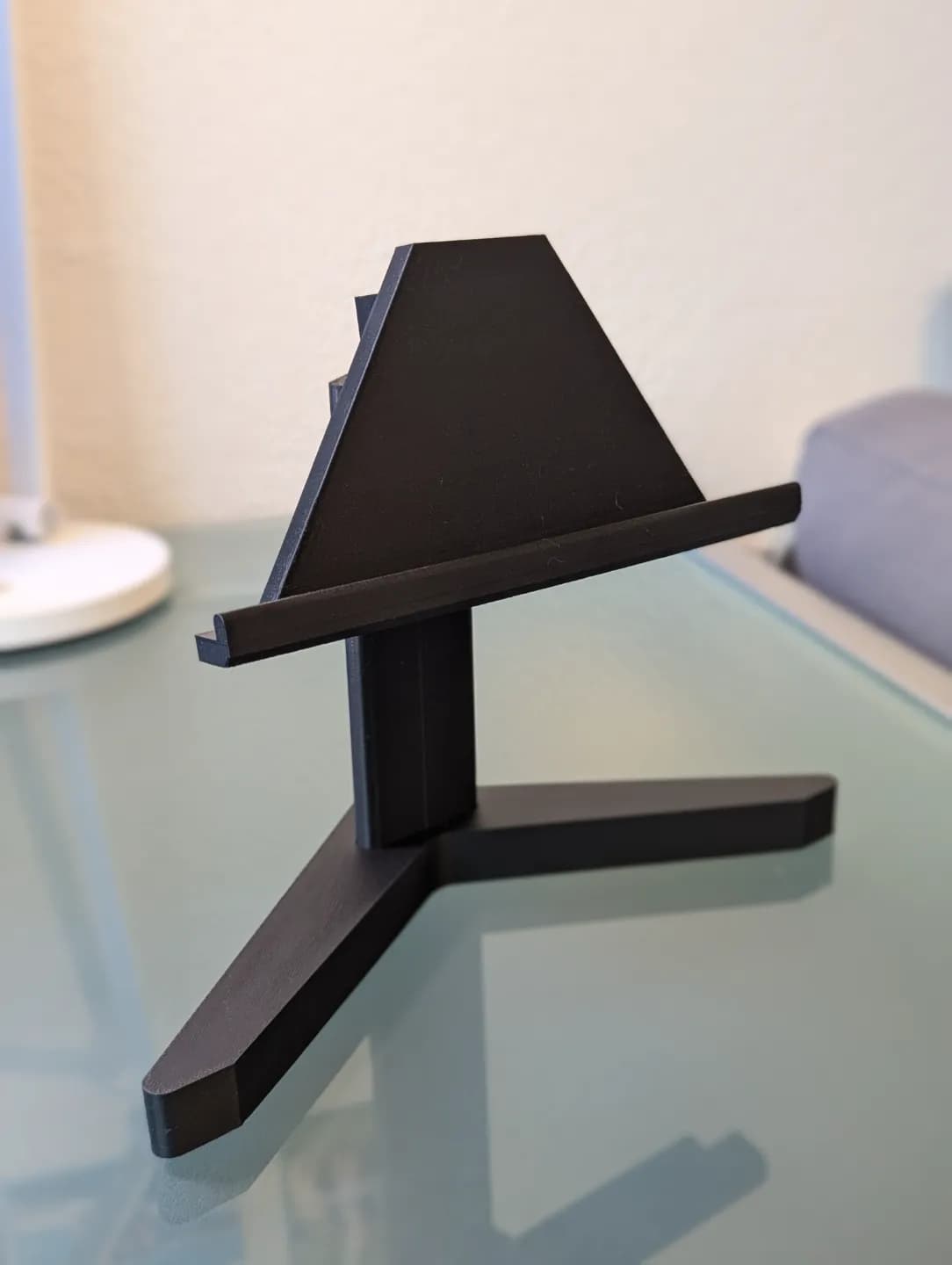 Portable Monitor or Tablet / iPad Stand