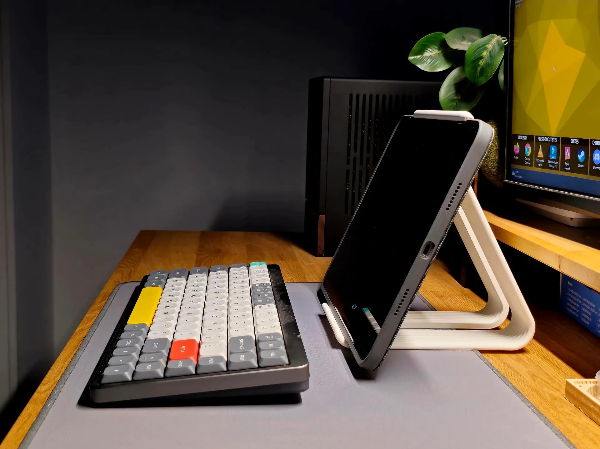 2-in-1 Stand & Lifter • Ipad Tablet and Monitor